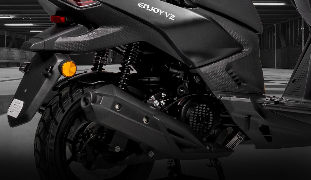 Moto Scooter ENJOY 150 V2 detalle posterior