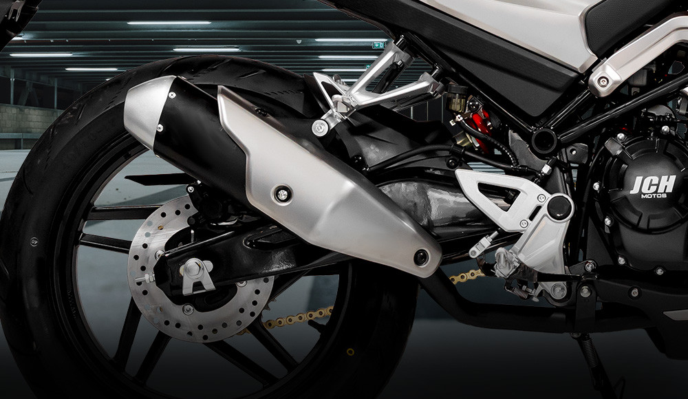 Moto urbana mamba 250 parte posterior