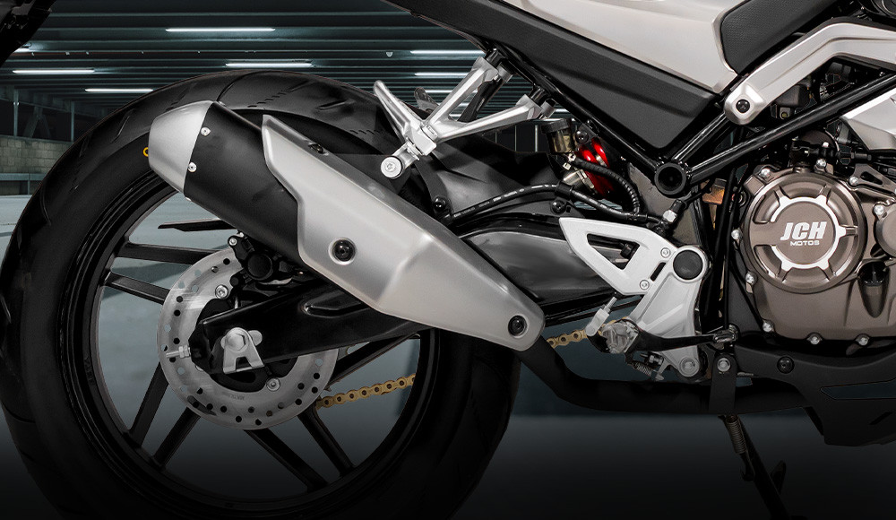 moto urbana mamba 300 parte posterior